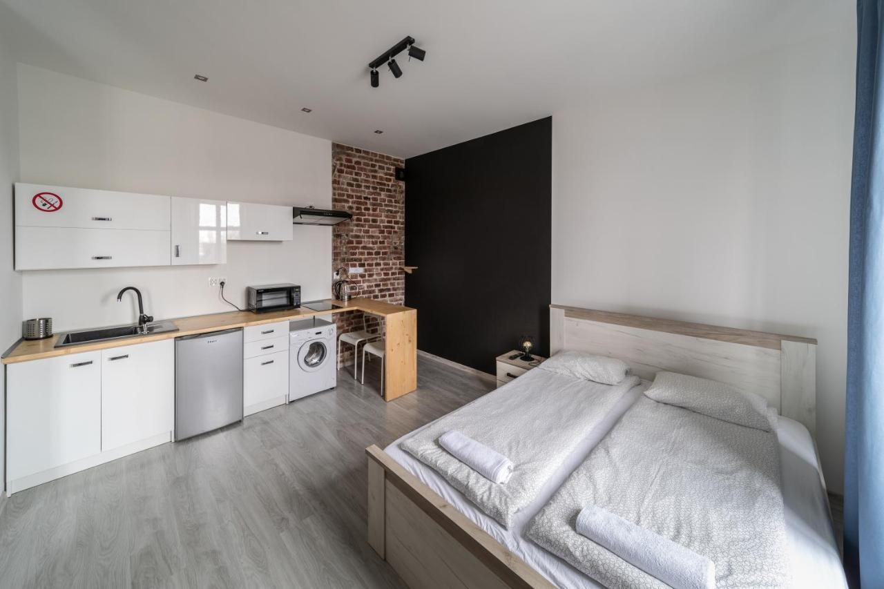 Black & White Vision Apartment - Centrum ออปอเล ภายนอก รูปภาพ
